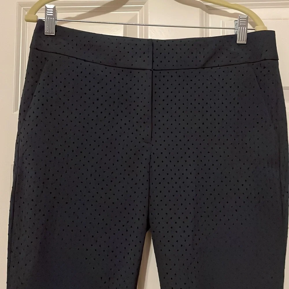 Loft navy ankle pants with black dots size 6 - Picture 2 of 4